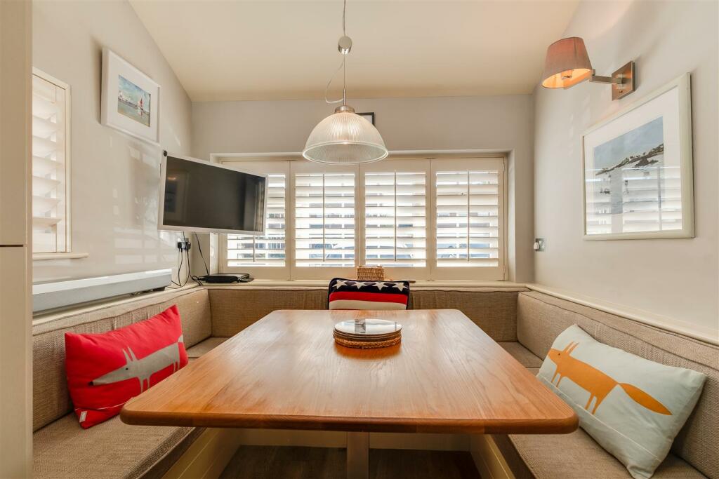 Additional image 6 of Ashtree Farm Court, Willaston, Neston