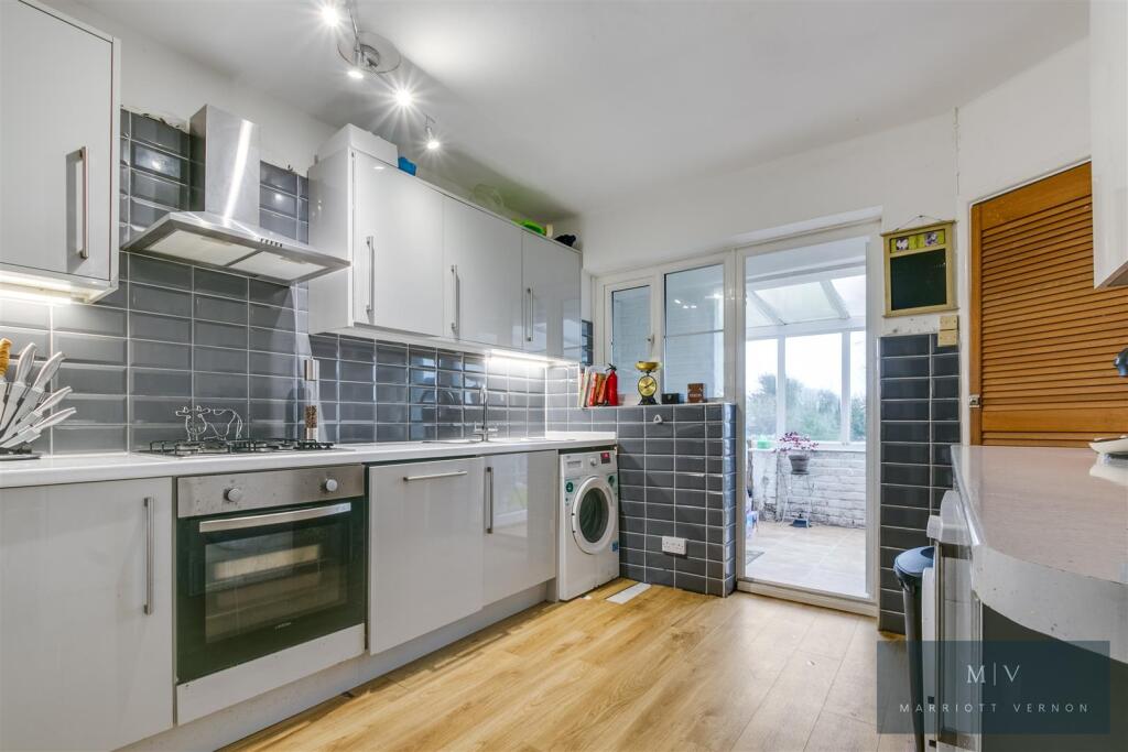 Additional image 15 of The Woodfields, South Croydon