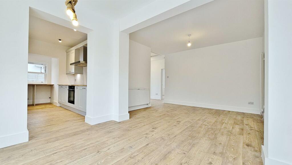 Additional image 6 of Beatrice Road, Walton-on -the-Naze