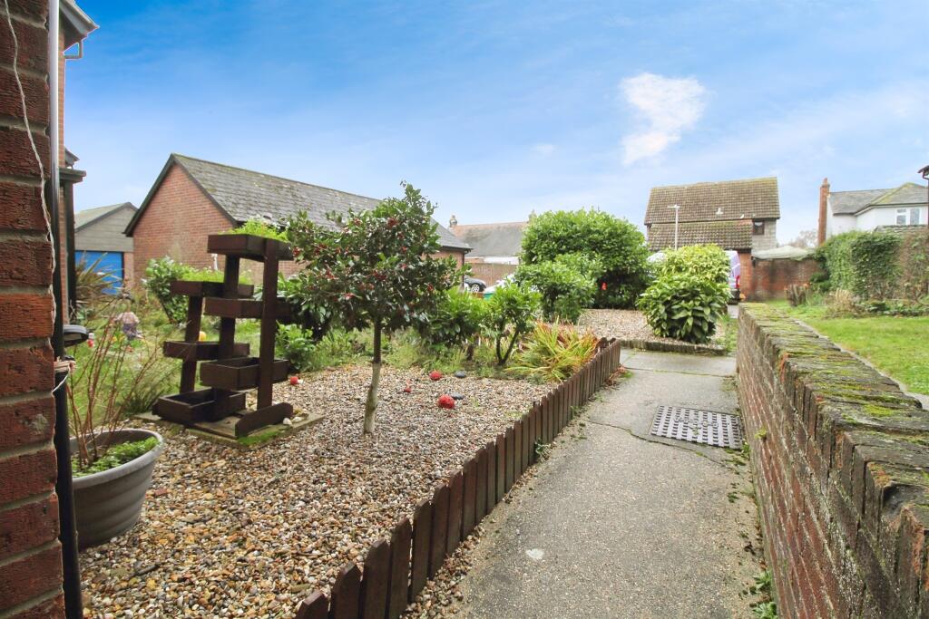 Additional image 19 of Silcock Close, COLCHESTER