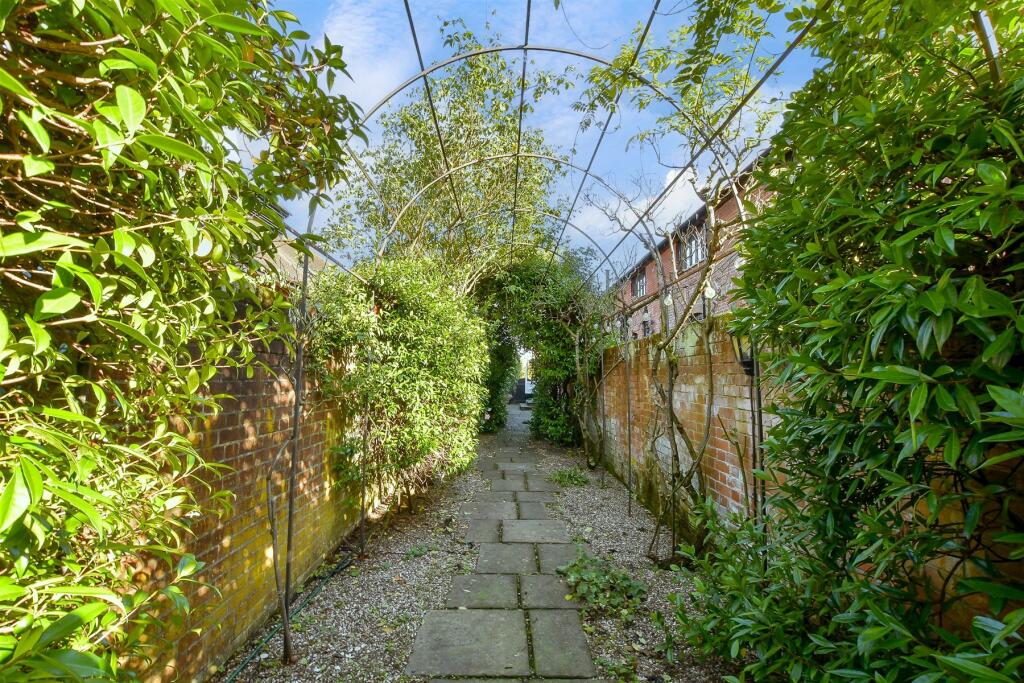 Additional image 21 of Copped Hall, Epping, Essex