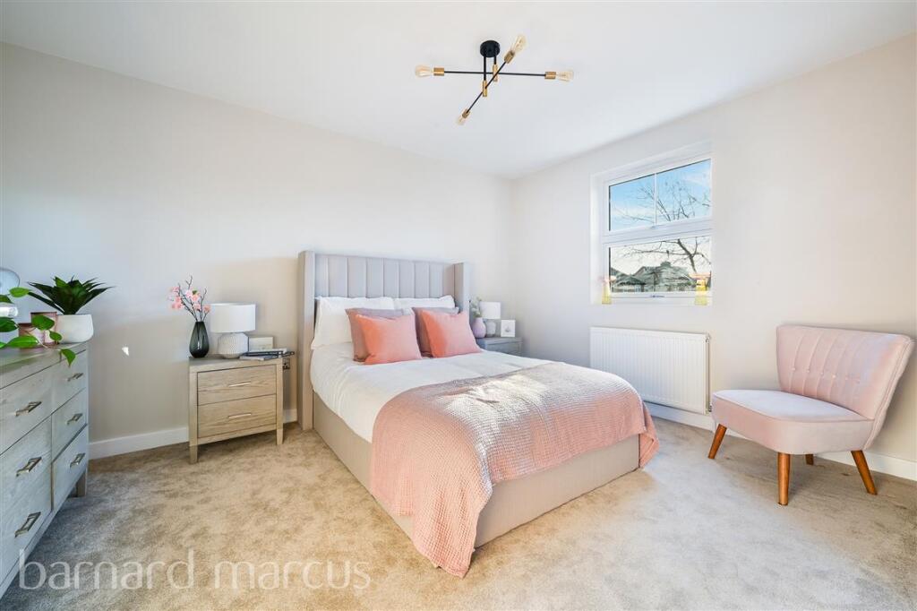 Additional image 12 of Greenway Drive, Shirley