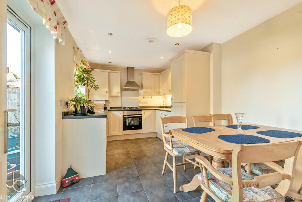 Additional image 12 of Queen Elizabeth Way, Colchester