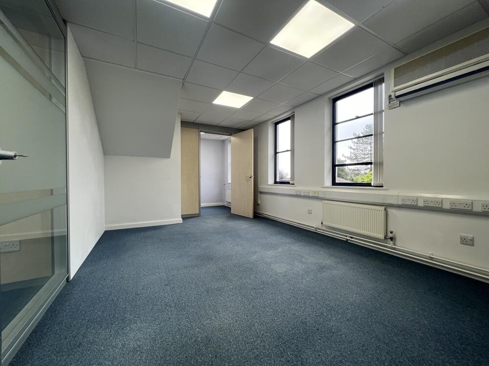 Additional image 5 of First Floor, Western House, Cambridge Road, Stansted, Essex