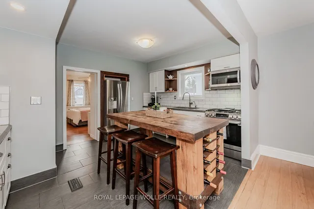 Additional image 10 of 13 Grenville Ave