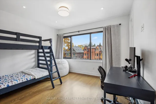 Additional image 23 of 137 Ranleigh Ave