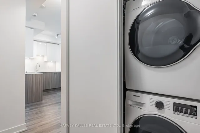 Additional image 20 of 195 Redpath Ave Unit 1112