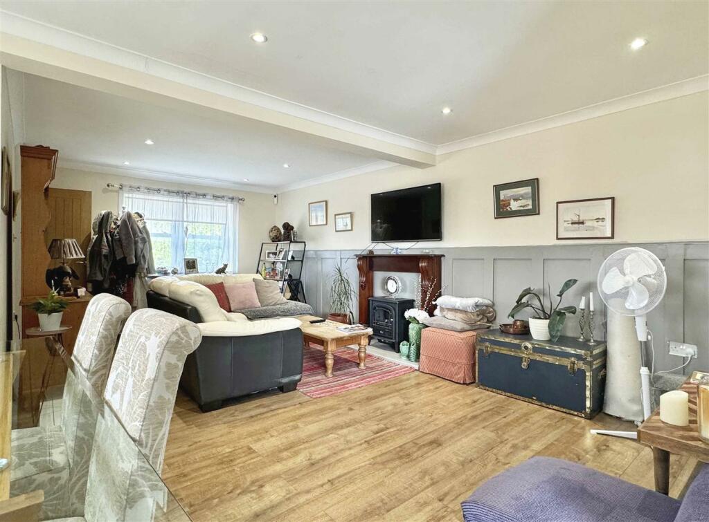 Additional image 13 of Kentish Farm Road, Stisted, Braintree