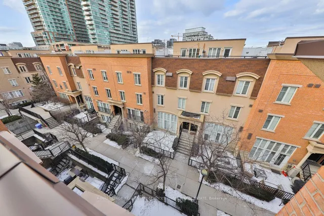 Additional image 25 of 50 East Liberty St Unit 1127