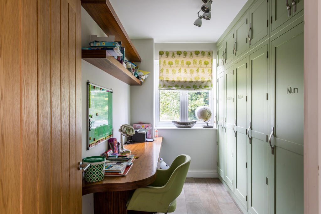 Additional image 16 of Rook Lane, Caterham, CR3