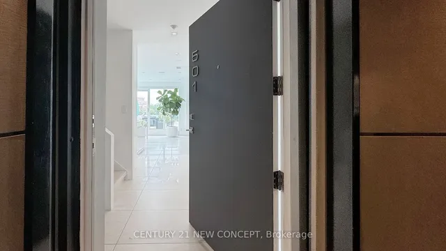 Additional image 2 of 1 Watergarden Way Unit 501