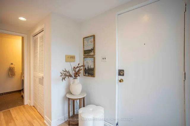 Additional image 2 of 2366 Queen St Unit 6