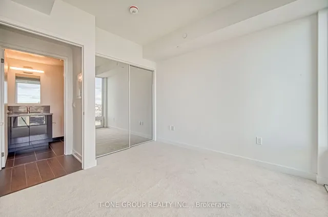 Additional image 22 of 238 Simcoe St