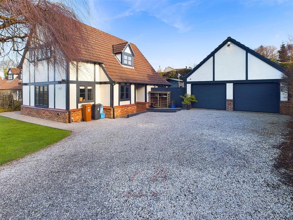 Additional image 35 of Tai Tudors, Pantymwyn, Mold