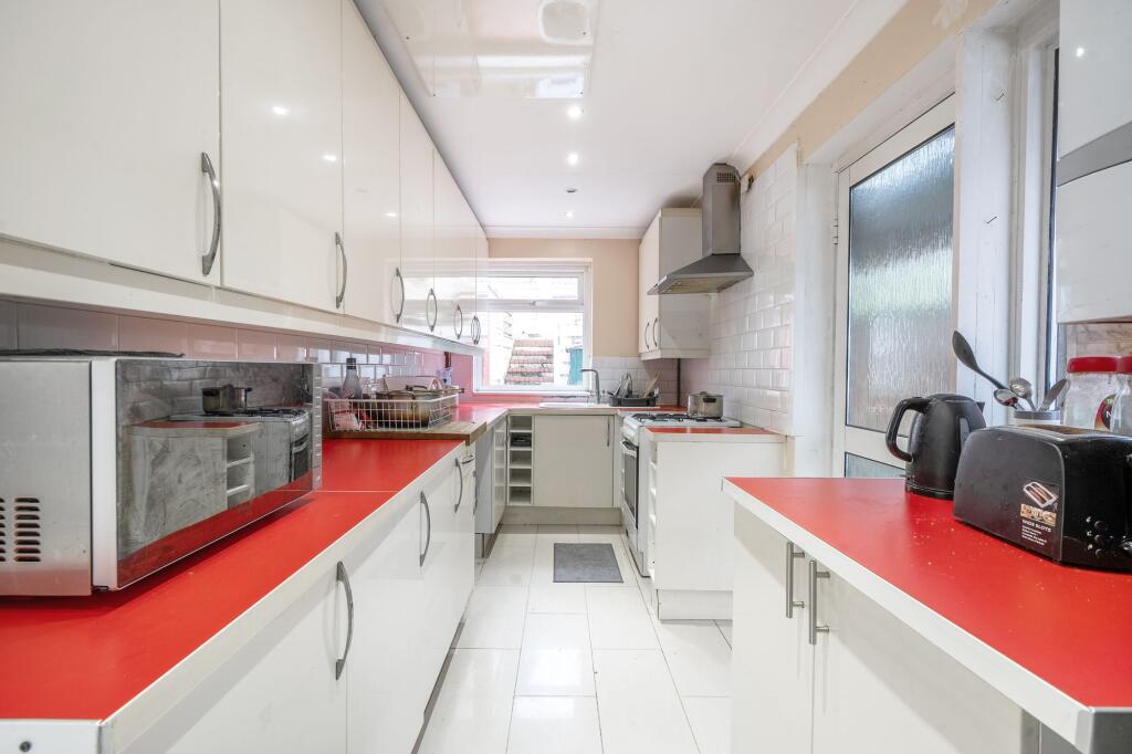 Additional image 2 of Milton Road, Caterham, CR3