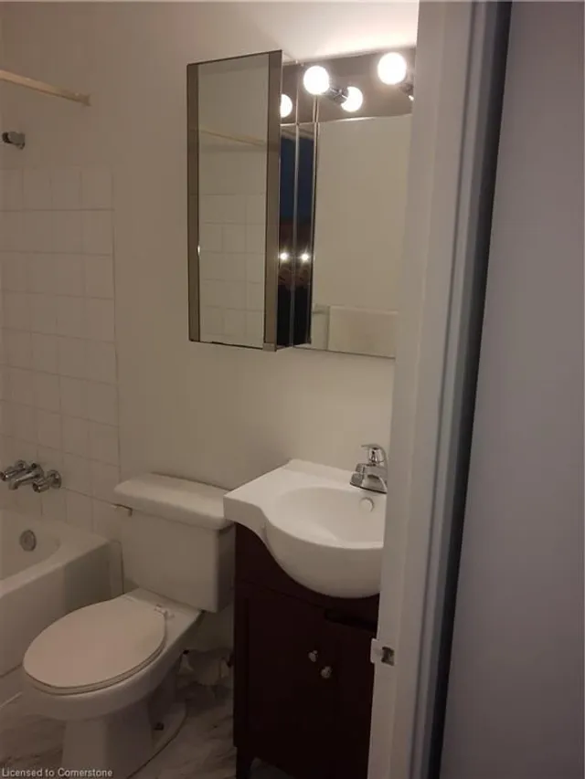 Additional image 13 of 61 Markbrook Lane Unit 101