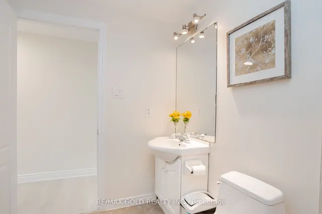 Additional image 19 of 327 Balmoral Dr