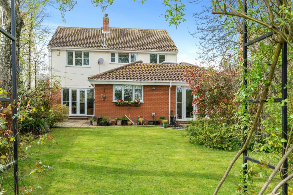 Additional image 21 of Crocklands, Greenstead Green, Halstead, Essex, CO9
