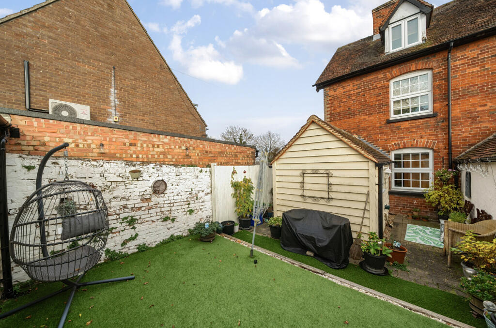 Additional image 20 of The Causeway, Dunmow, Essex, CM6