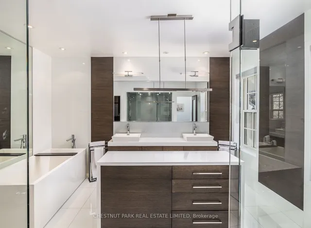 Additional image 21 of 17 Warren Rd