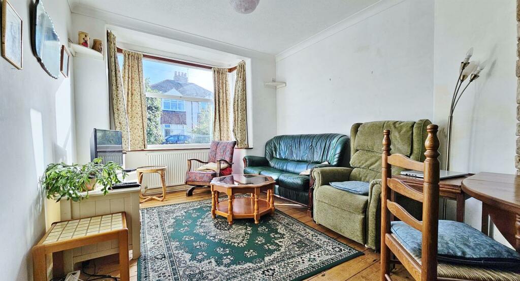 Additional image 8 of Woodberry Way, Walton On The Naze