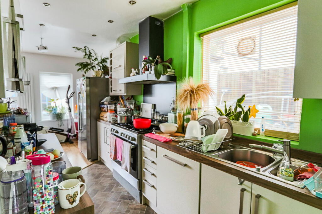 Additional image 12 of June Close,Coulsdon,CR5 2QR