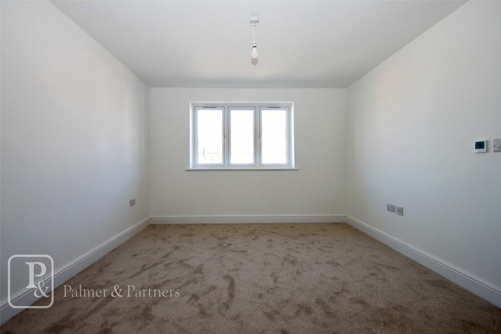 Additional image 9 of Madeleine Gardens, Great Holland, Frinton-On-Sea, CO13