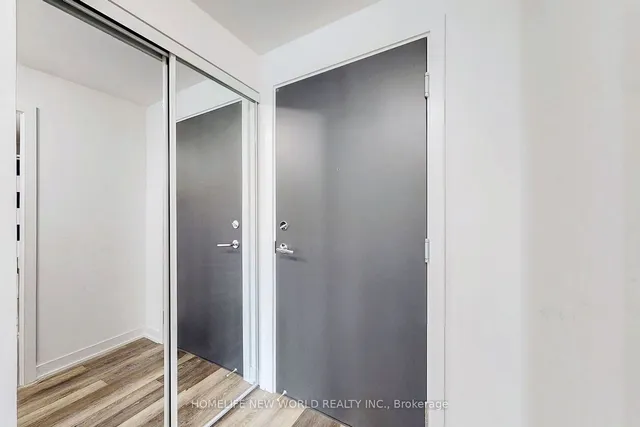 Additional image 16 of 250 Lawrence Ave Unit 518