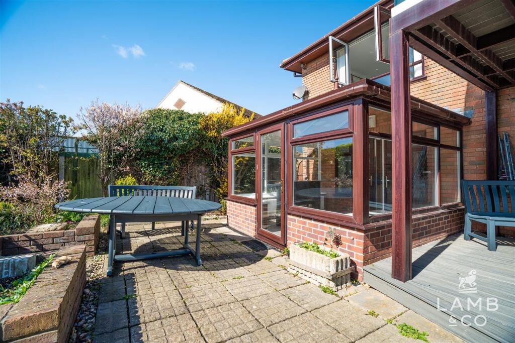 Additional image 30 of Seafront Position, Walton On The Naze