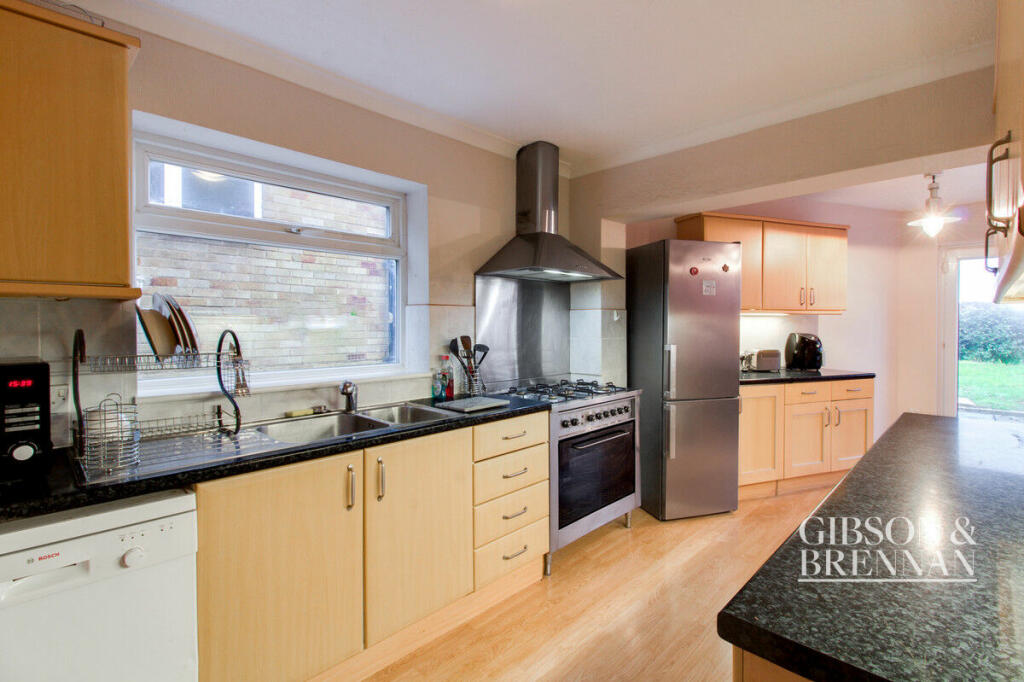 Additional image 9 of Balmoral Close, Billericay, CM11