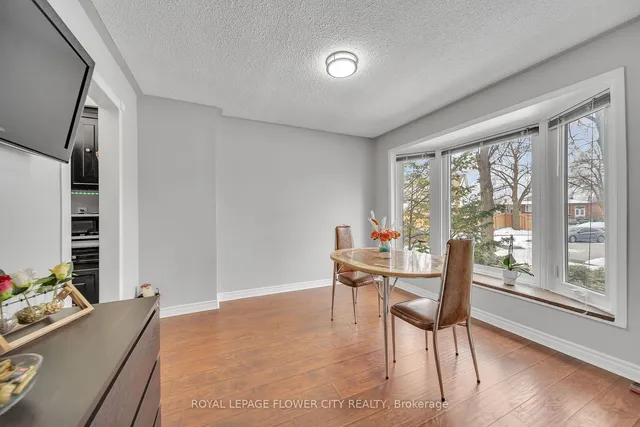 Additional image 14 of 16 JOANNE Crt