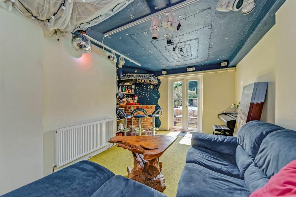 Additional image 16 of The New House, Park Avenue, Hastingwood