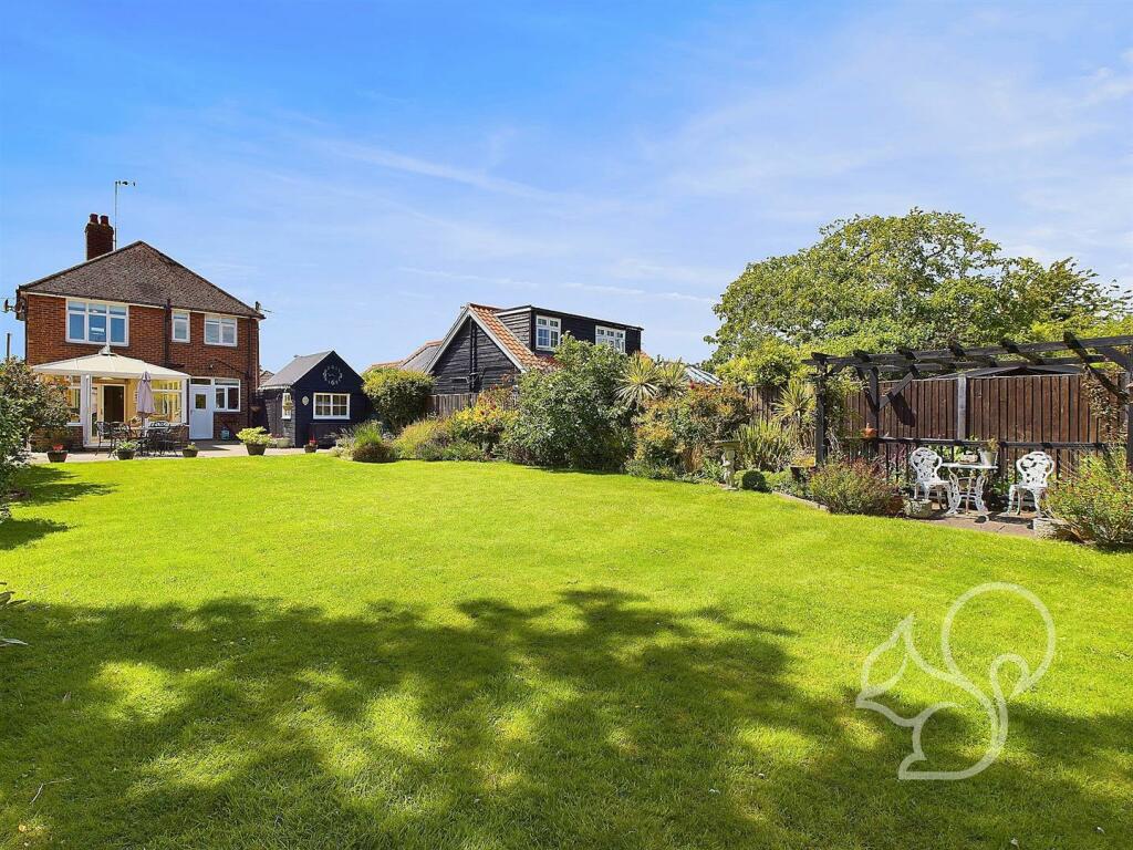 Additional image 28 of Suffolk Avenue, West Mersea