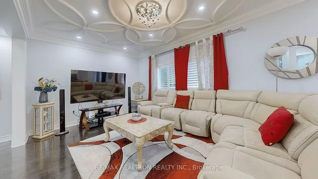 Additional image 35 of 53 Lampman Dr