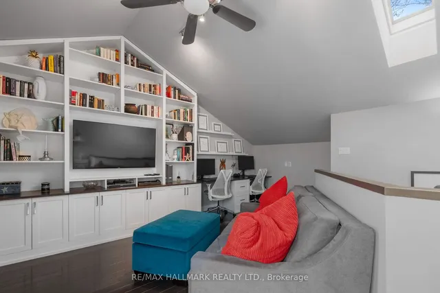 Additional image 22 of 1000 Dundas St Unit 9