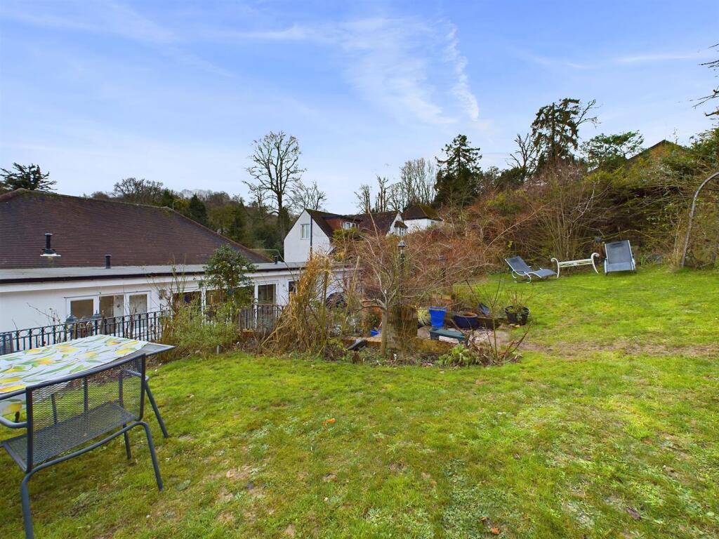 Additional image 31 of Whyteleafe Hill, Whyteleafe