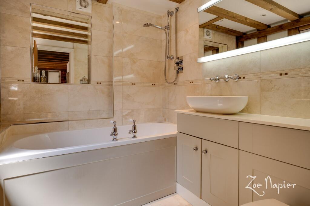 Additional image 20 of Bocking