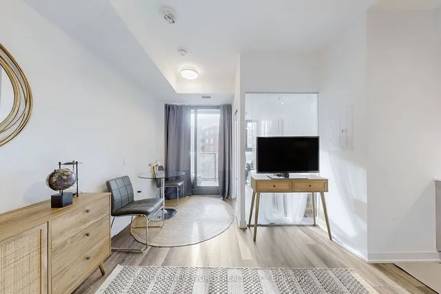 Additional image 2 of 250 Lawrence Ave Unit 518