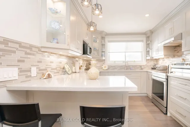 Additional image 13 of 15 Castlemore Dr