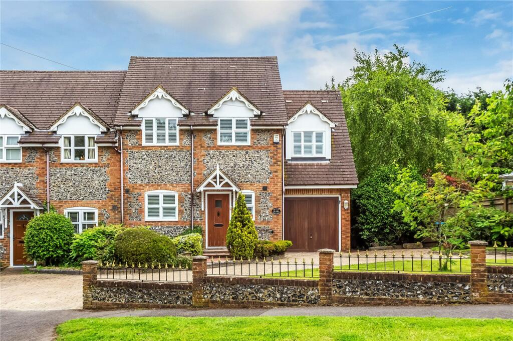 Additional image 18 of Slines Oak Road, Woldingham, Surrey, CR3
