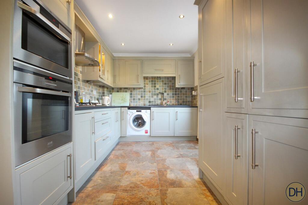 Additional image 11 of York Road, North Weald, Essex CM16