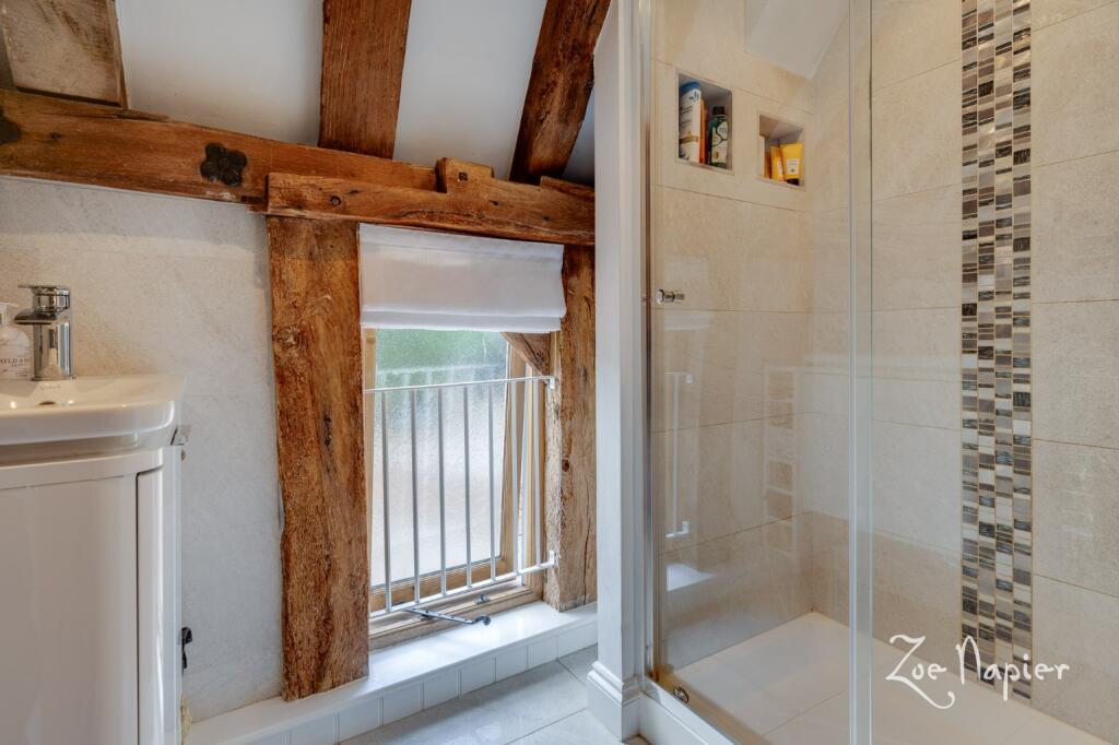 Additional image 21 of Bocking