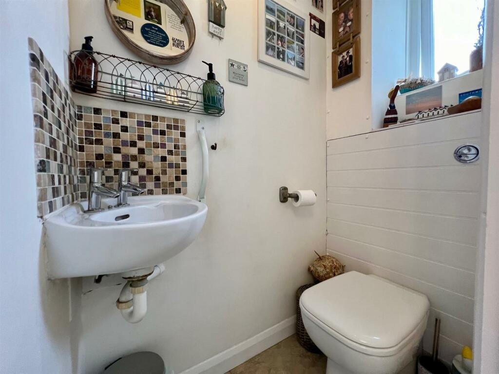 Additional image 10 of Maple Way, Burnham-On-Crouch