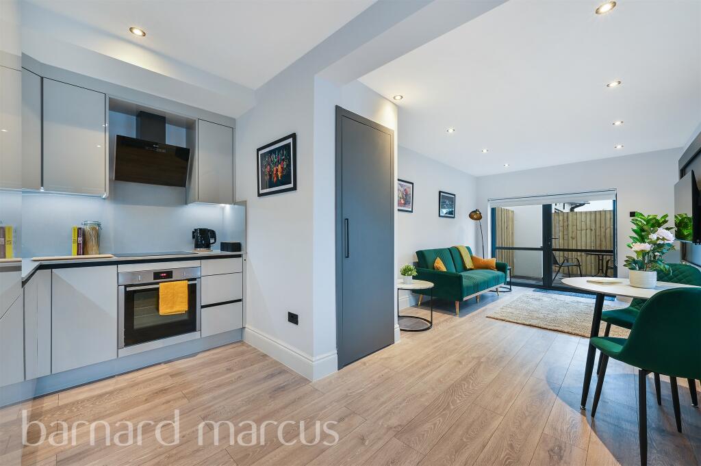 Additional image 6 of Elmhurst Avenue, Mitcham