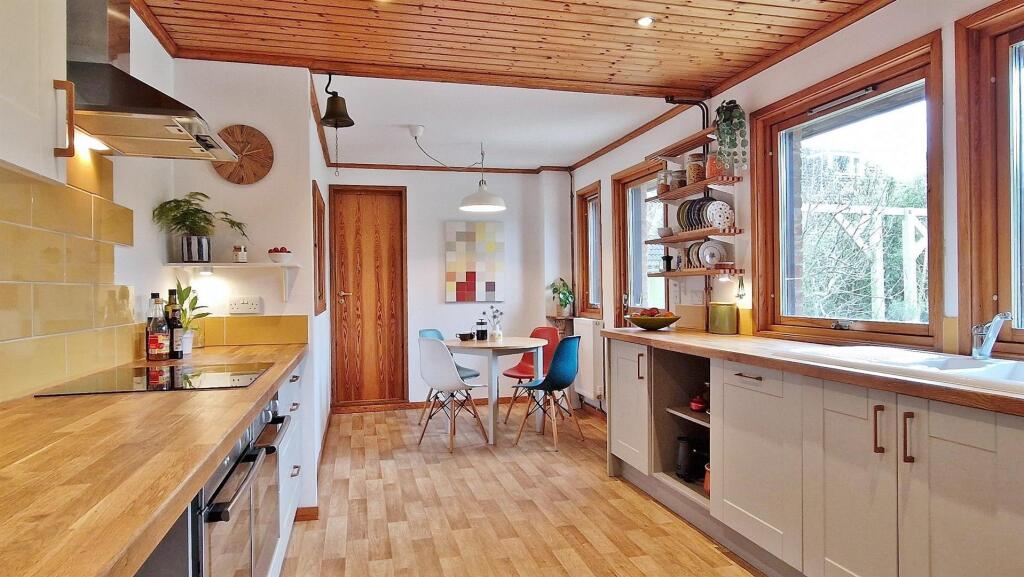 Additional image 11 of Quay Lane, Frinton-on-Sea