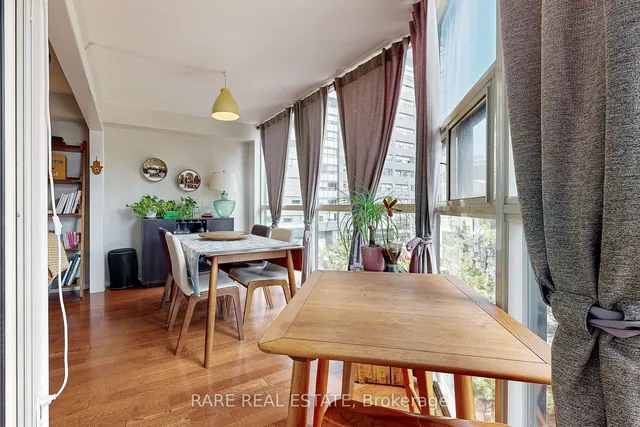 Additional image 26 of 705 King St Unit 402