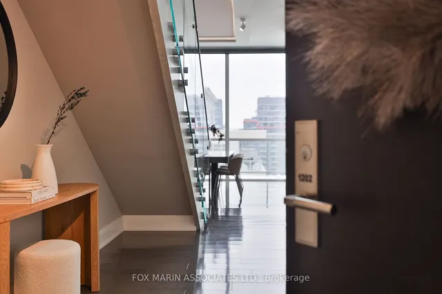 Additional image 2 of 478 King St Unit PH-02