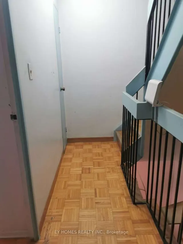 Additional image 2 of 10 Eddystone Ave Unit 212