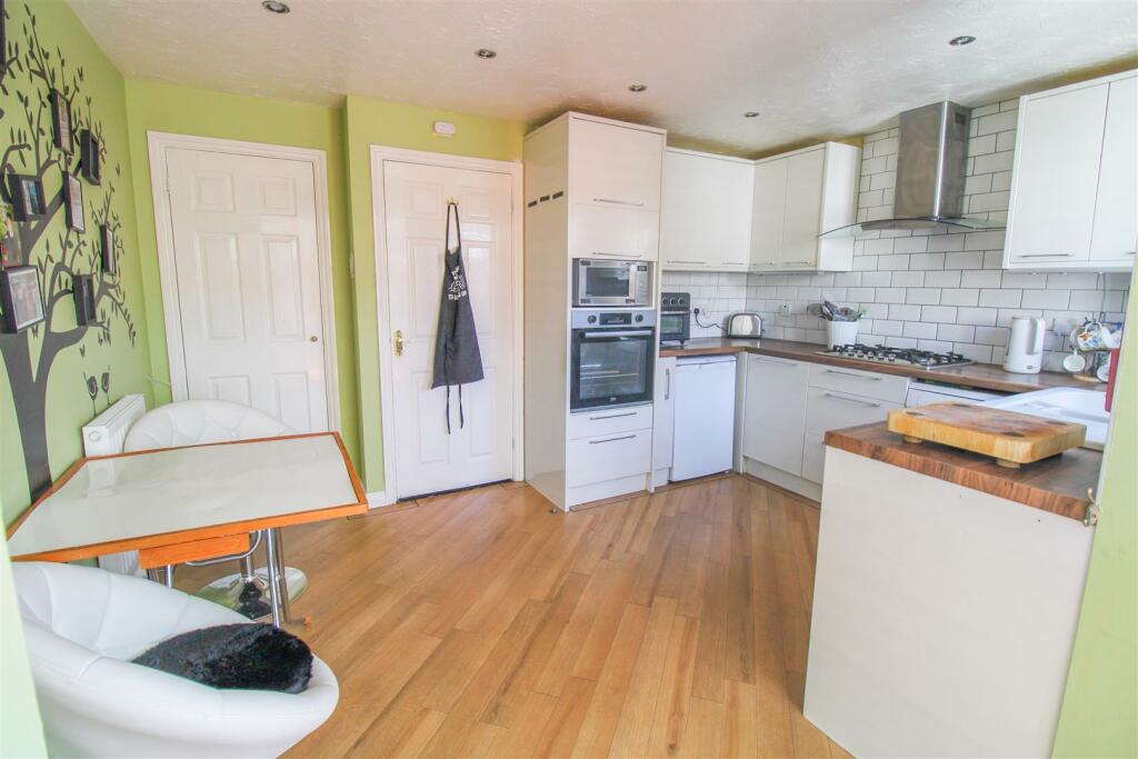 Additional image 8 of Albert Gardens, Church Langley