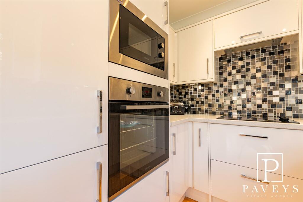 Additional image 8 of Waltham Way, Frinton-On-Sea